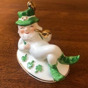 Schmid Bone China 1982 Leprechaun Figurine Pipe Shamrocks Gold Accent